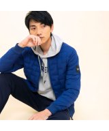 ブルー