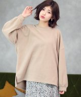 ベージュ