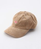 ベージュ