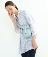 ホワイト(302)