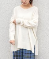 オフホワイト