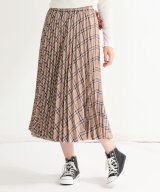 ベージュ