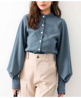 ブルー