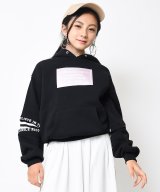 ブラック
