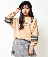 ベージュ