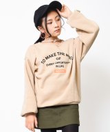 ベージュ