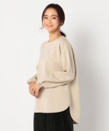 ベージュ