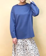 ブルー