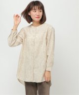 ベージュ