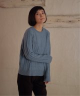 ブルー