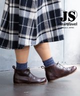 ダークブラウン