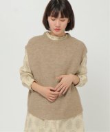 ベージュ