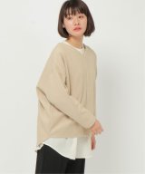 ベージュ