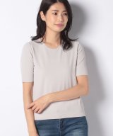 ベージュ