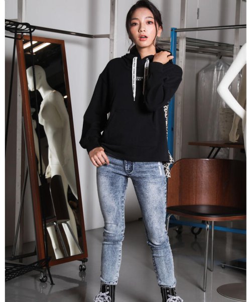 セール ニコ プチ掲載 ベルト付き デニム スキニーパンツ 130cm 160cm ジディー Ziddy D Fashion セール ニコ プチ掲載 ベルト付き デニム スキニーパンツ 130cm 160cm ジディー Ziddy D Fashion