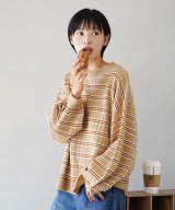 ベージュ
