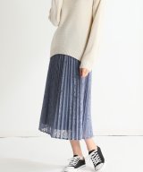 ブルー