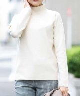 アイボリー