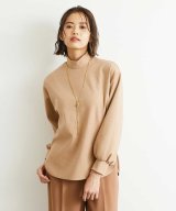 ベージュ