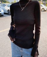 ブラック