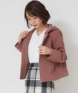 ピンクベージュ