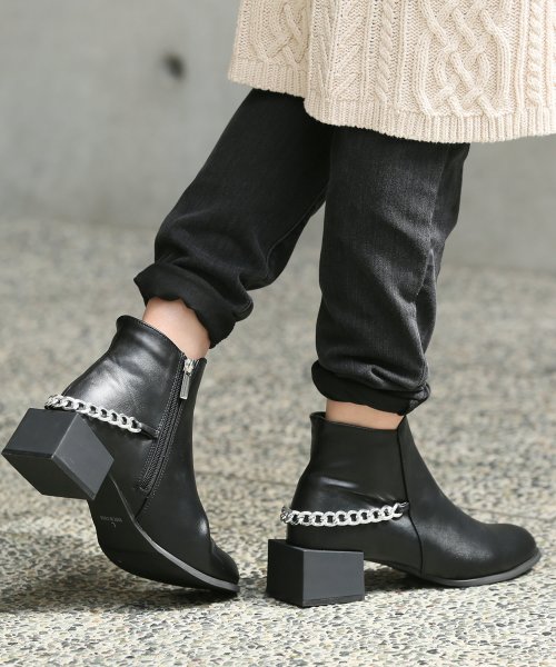 チェーンデザインショートブーツ オシャレウォーカー Osharewalker D Fashion