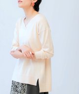 ベージュ