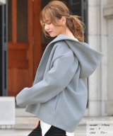 ブルー