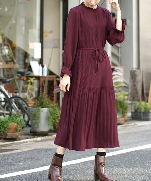 フリルネック スリーブ プリーツワンピース 無地 アパートメントデパートメント Apartmentdepartment D Fashion フリルネック スリーブ プリーツワンピース 無地 アパートメントデパートメント Apartmentdepartment D Fashion