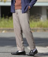 ブラウン