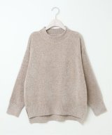 ベージュ