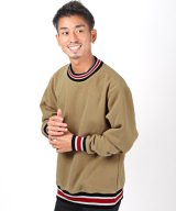 ベージュ