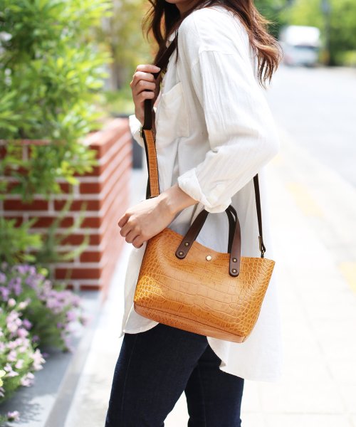Haleine 牛革クロコダイル型押しミニショルダーバッグ アレンヌ Haleine D Fashion Haleine 牛革クロコダイル型押しミニショルダーバッグ アレンヌ Haleine D Fashion