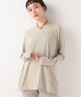 ベージュ