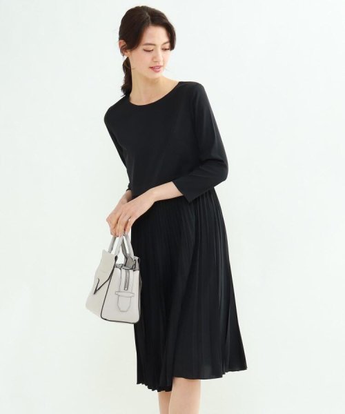 セール 50 Off クルーネックプリーツワンピース インディヴィ Indivi D Fashion セール 50 Off クルーネックプリーツワンピース インディヴィ Indivi D Fashion