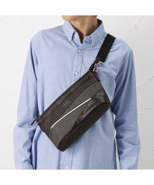 セール Urban Collection アーバンコレクション ブロッキング横型サコッシュ Bmh1 マックハウス メンズ Mac House Men D Fashion