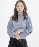 ライトグレー