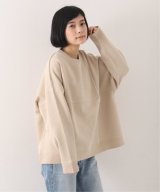 ベージュ
