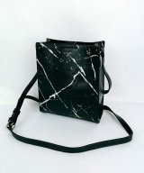 ブラック系4