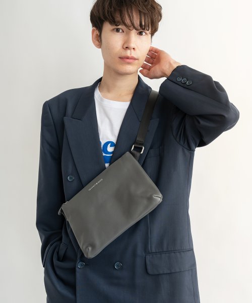 セール 30 Off 新色グレー Transitgate G2 本革 サコッシュ ショルダーバッグ デバイス メンズ Device D Fashion セール 30 Off 新色グレー Transitgate G2 本革 サコッシュ ショルダーバッグ デバイス メンズ Device D Fashion
