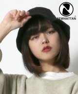ブラック