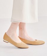 ベージュ
