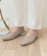 グレージュ