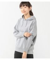 グレー