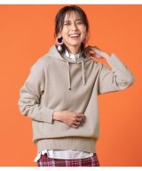 ベージュ