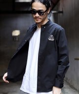 ブラック
