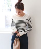 オフホワイト系1