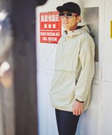 ベージュ系