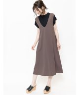 ダークグレー