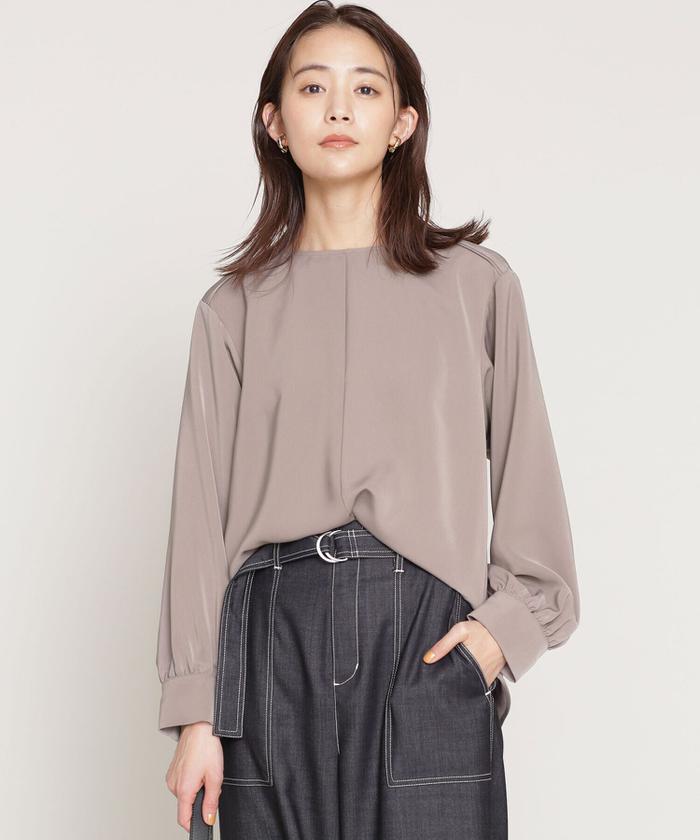 極美品　ノーリーズソフィ 長袖ブラウス　サテンギャザースムースクルーネック　上品 セール】サテンギャザースリーブブラウス 長袖 (セットアップ可
